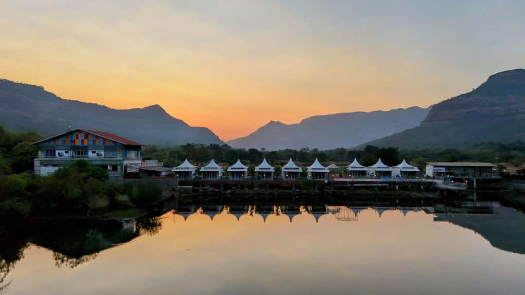 Lake Forest Resort